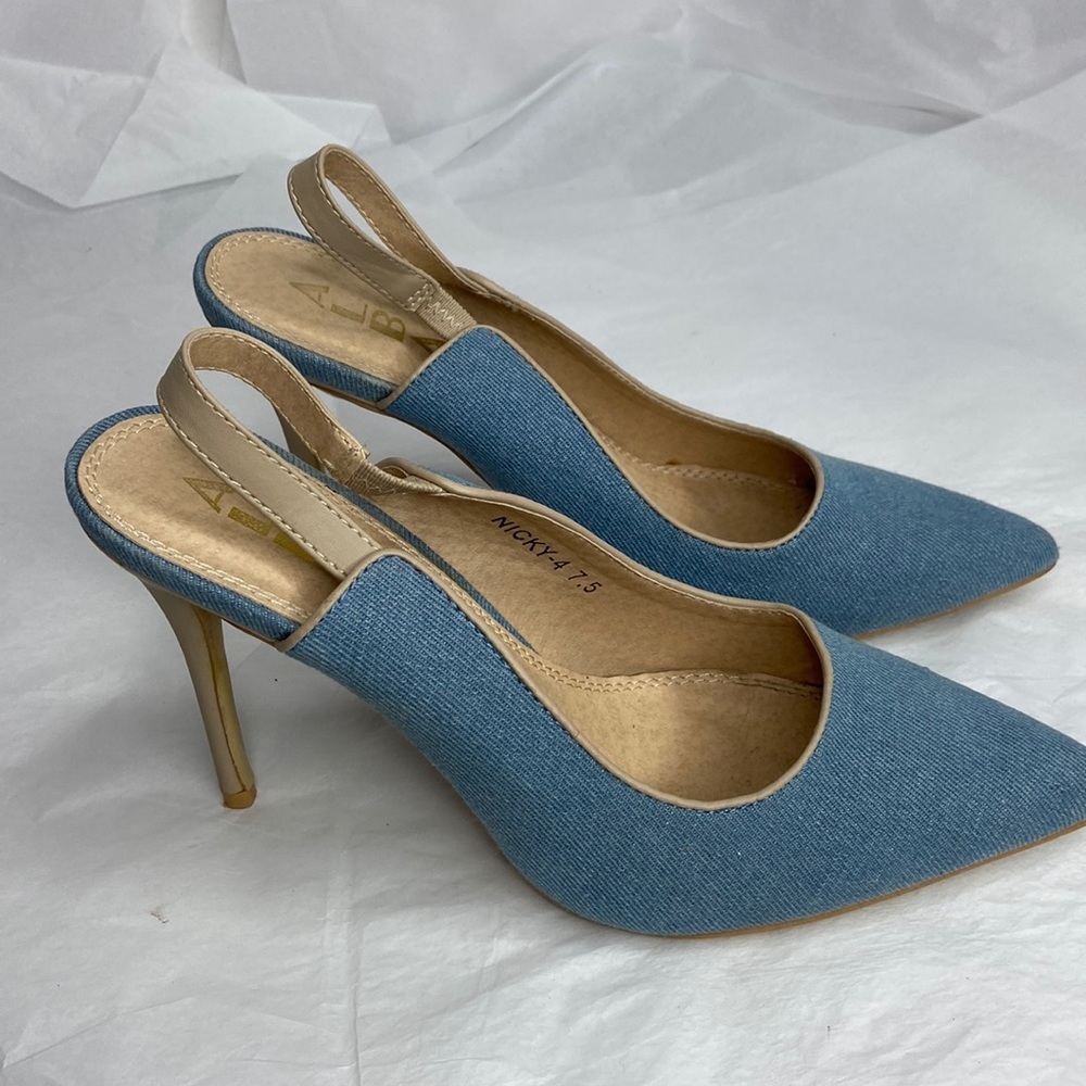 Alba size 7.5 light blue Jean 4” heel sling back shoes excellent condition